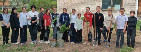 Акция "Сад памяти".